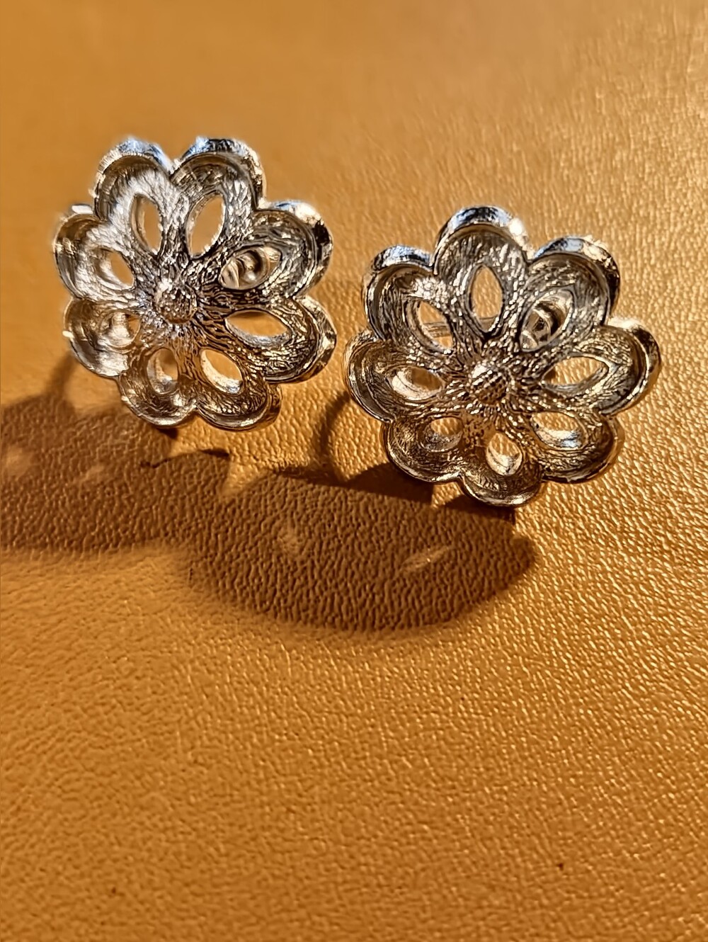 Silver Floral Filigree Stud Earrings - Women Jewelry